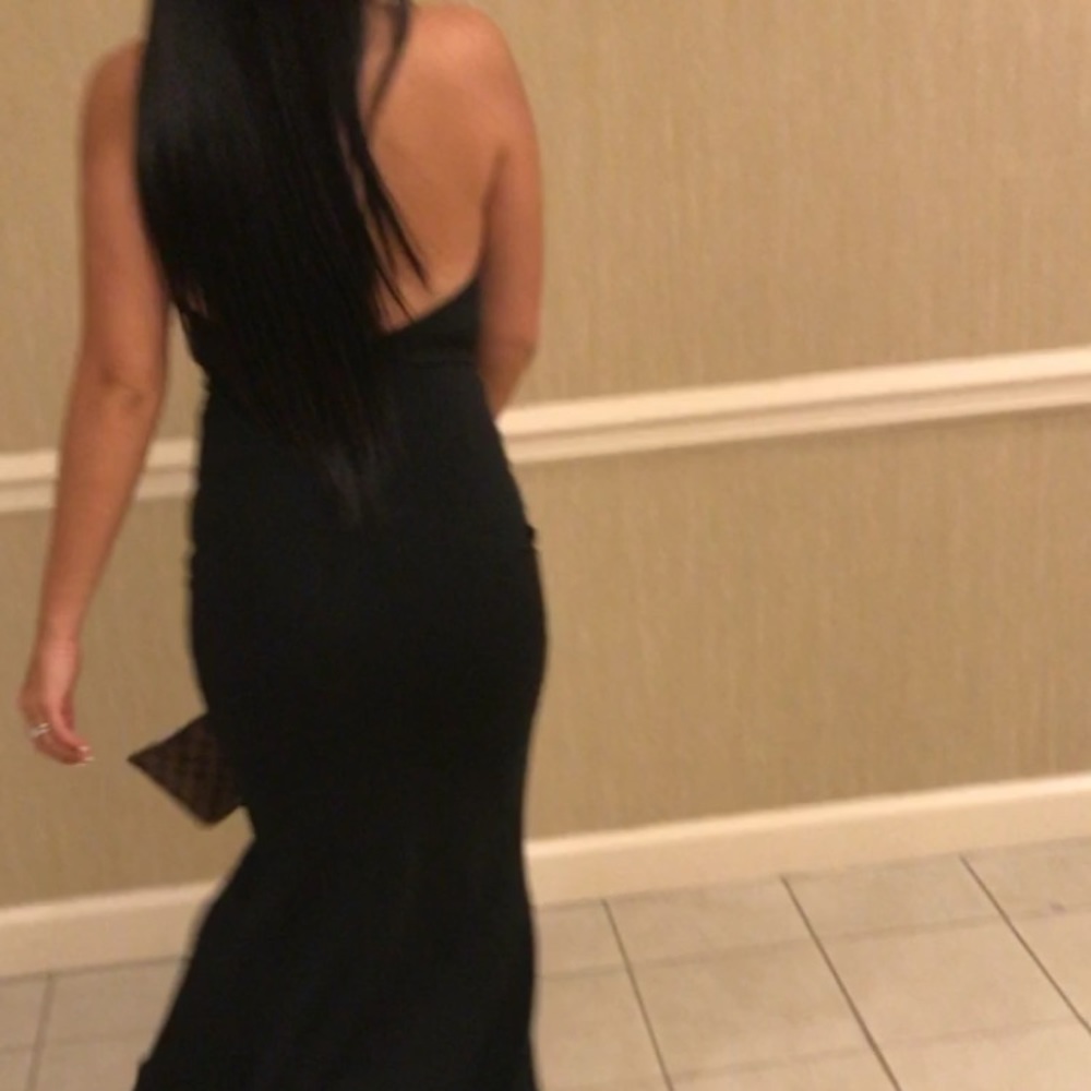 Black halter top long dress with slit - Picture 4 of 4